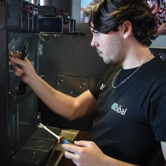 Accompagnement personnalisé Technicien Bibal au travail