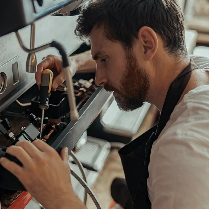 Technicien professionnel Technicien machine a cafe